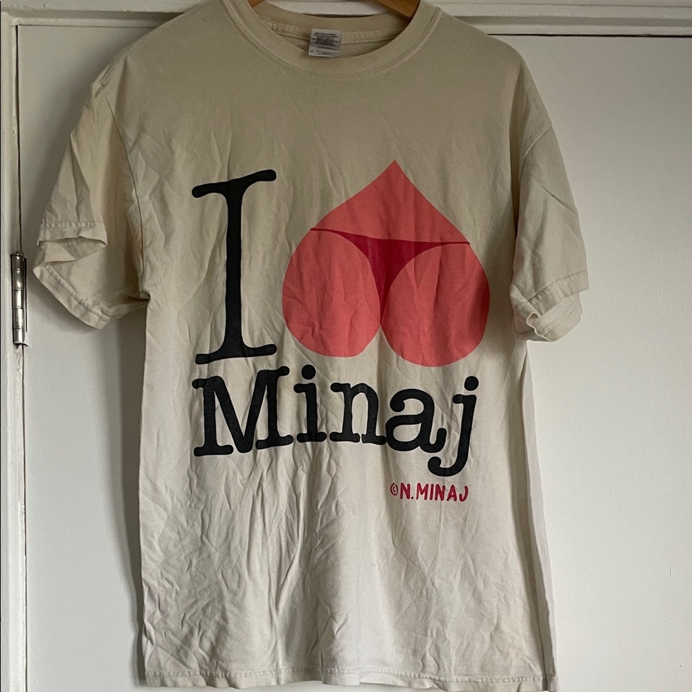 Cream Men’s N. Minaj Shirt with Red Graphic